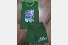 Комплект безрукавка и шорты