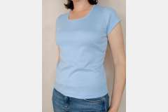 Футболка жіноча